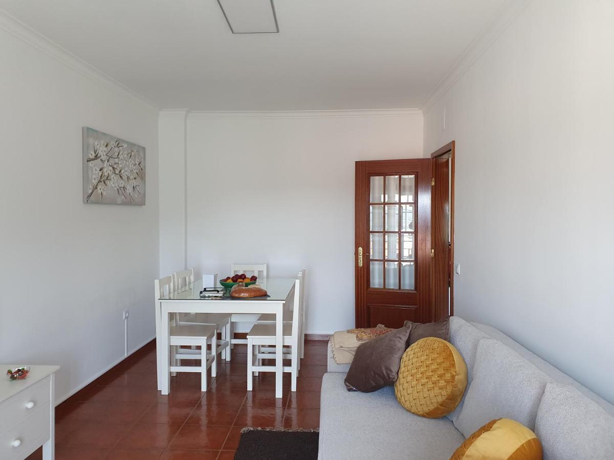 Lousa'S Brown & White Exterior photo
